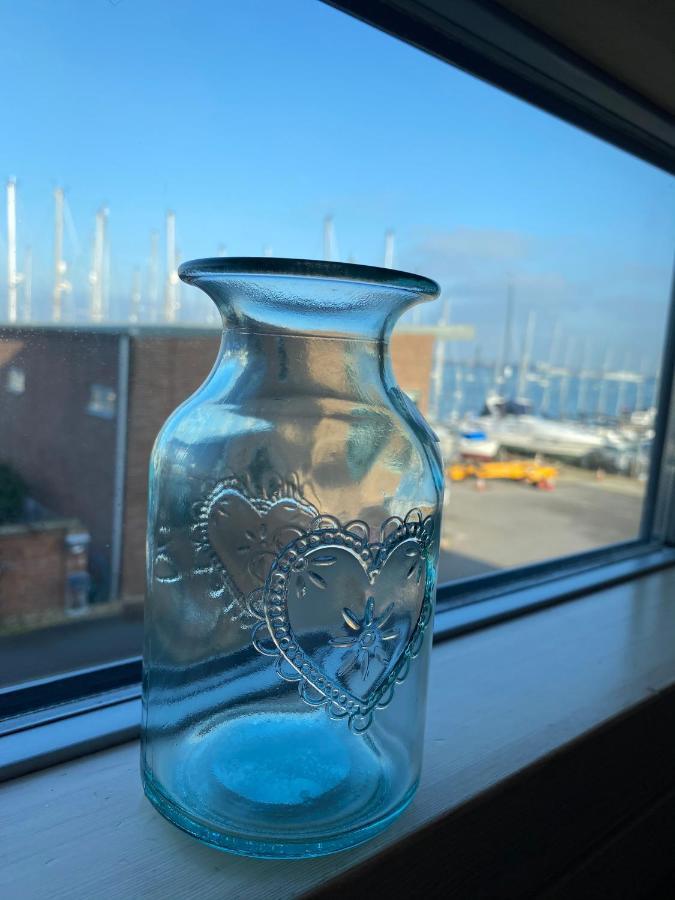 Stunning Marina Apartment Gosport Portsmouth 외부 사진