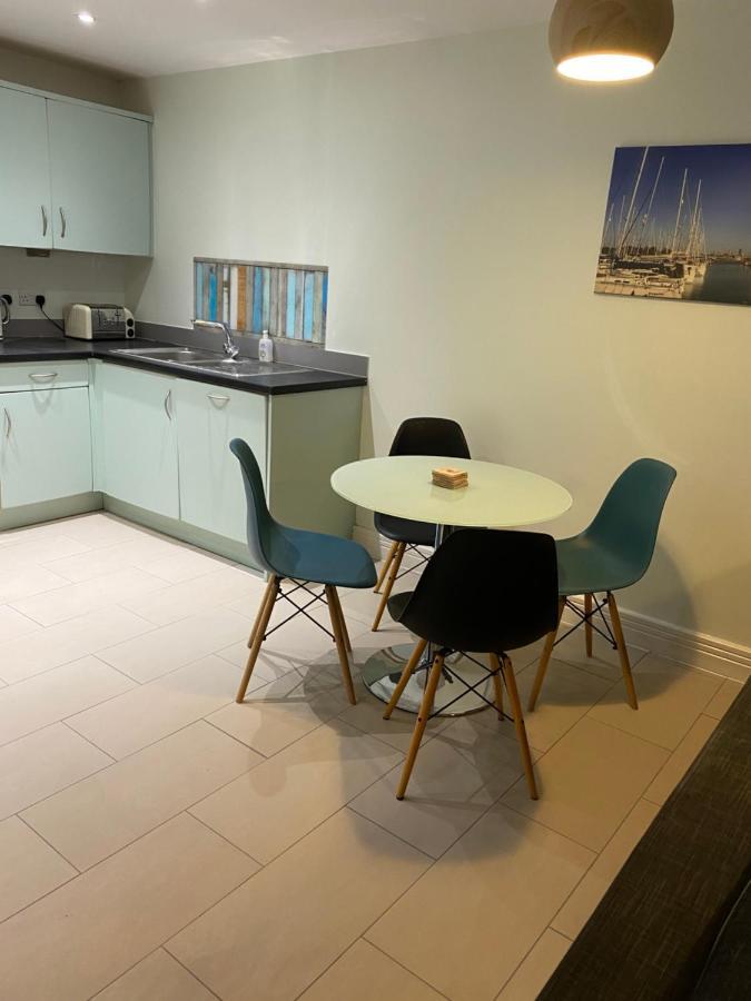 Stunning Marina Apartment Gosport Portsmouth 외부 사진