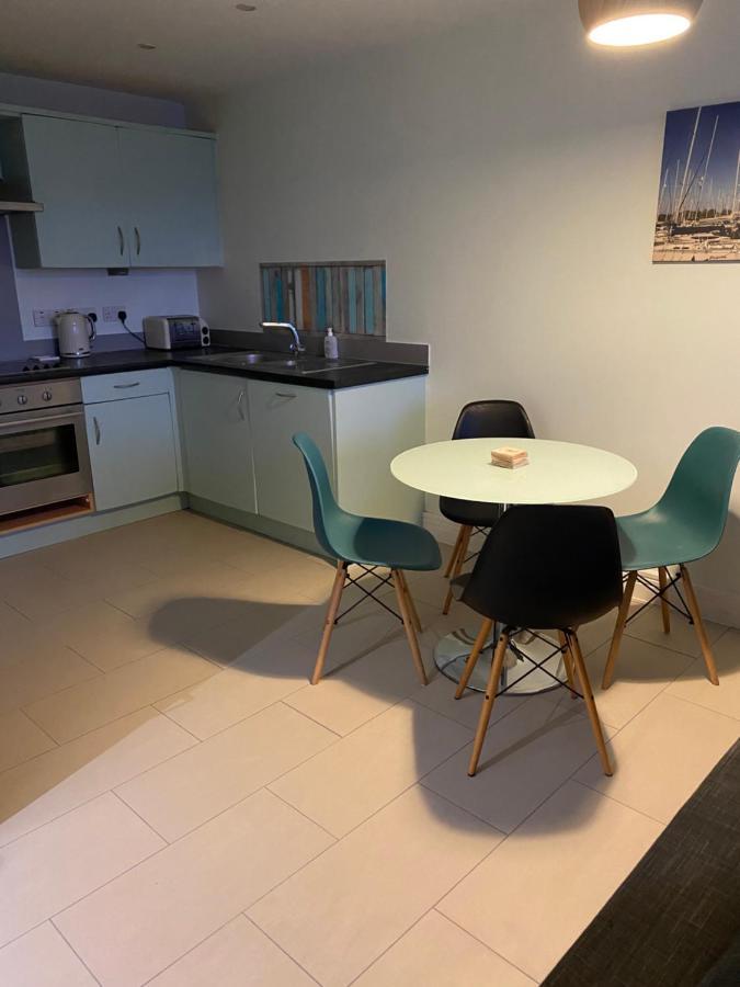 Stunning Marina Apartment Gosport Portsmouth 외부 사진
